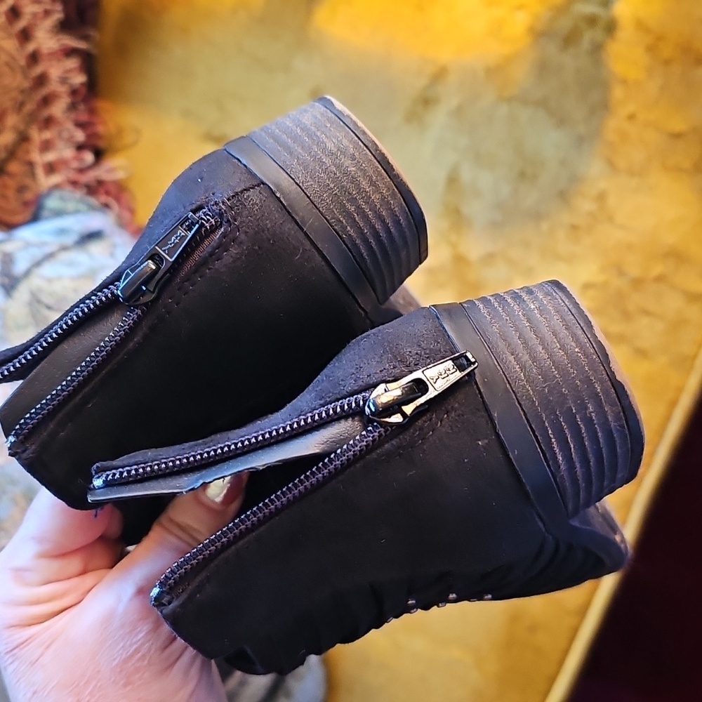 So Booties - Picture 9 of 9